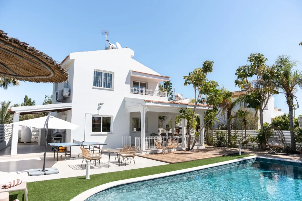 Dream Tropicana Villa